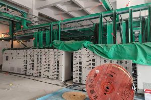 凤图玻璃钢桥架在新能源汽车电池回收基地中的应用