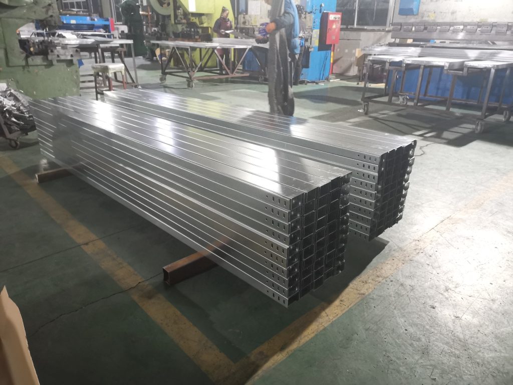 Manufacturer of cable tray: Fengtu wiring with good quality and better service