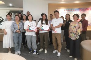 ⼼往⼀处想，劲往⼀处使|祝贺他们荣获凤图季度销售奖励！