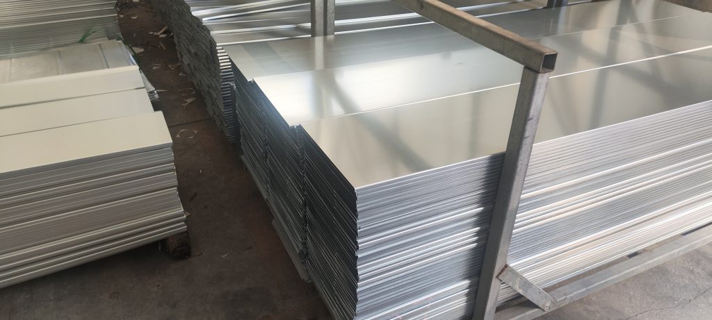 上海电缆桥架厂家怎么选?品类与规格全覆盖指南