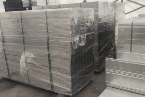 省电缆桥架厂与本地厂怎么选？供货半径与成本对比